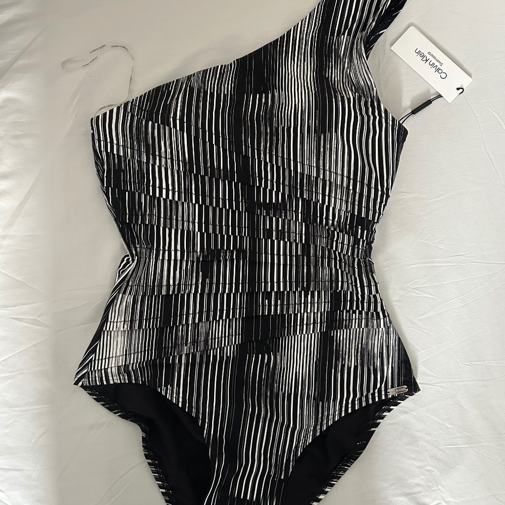 Calvin Klein BLACK MULTI Striped One Piece Swimsuit, US 12
